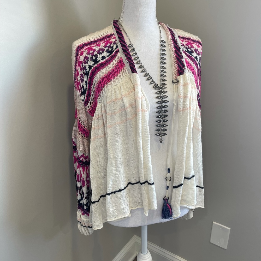 FREE PEOPLE - pink boho babydoll sweater